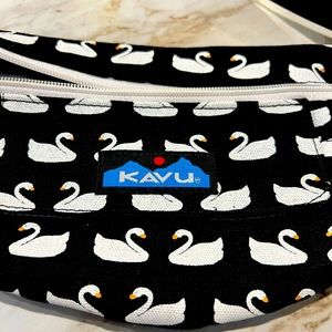 Kavu Fanny Pack- NWOT